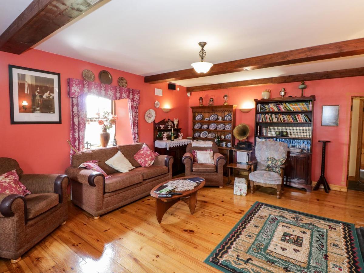 An Maide Ban Villa Cootehill Esterno foto