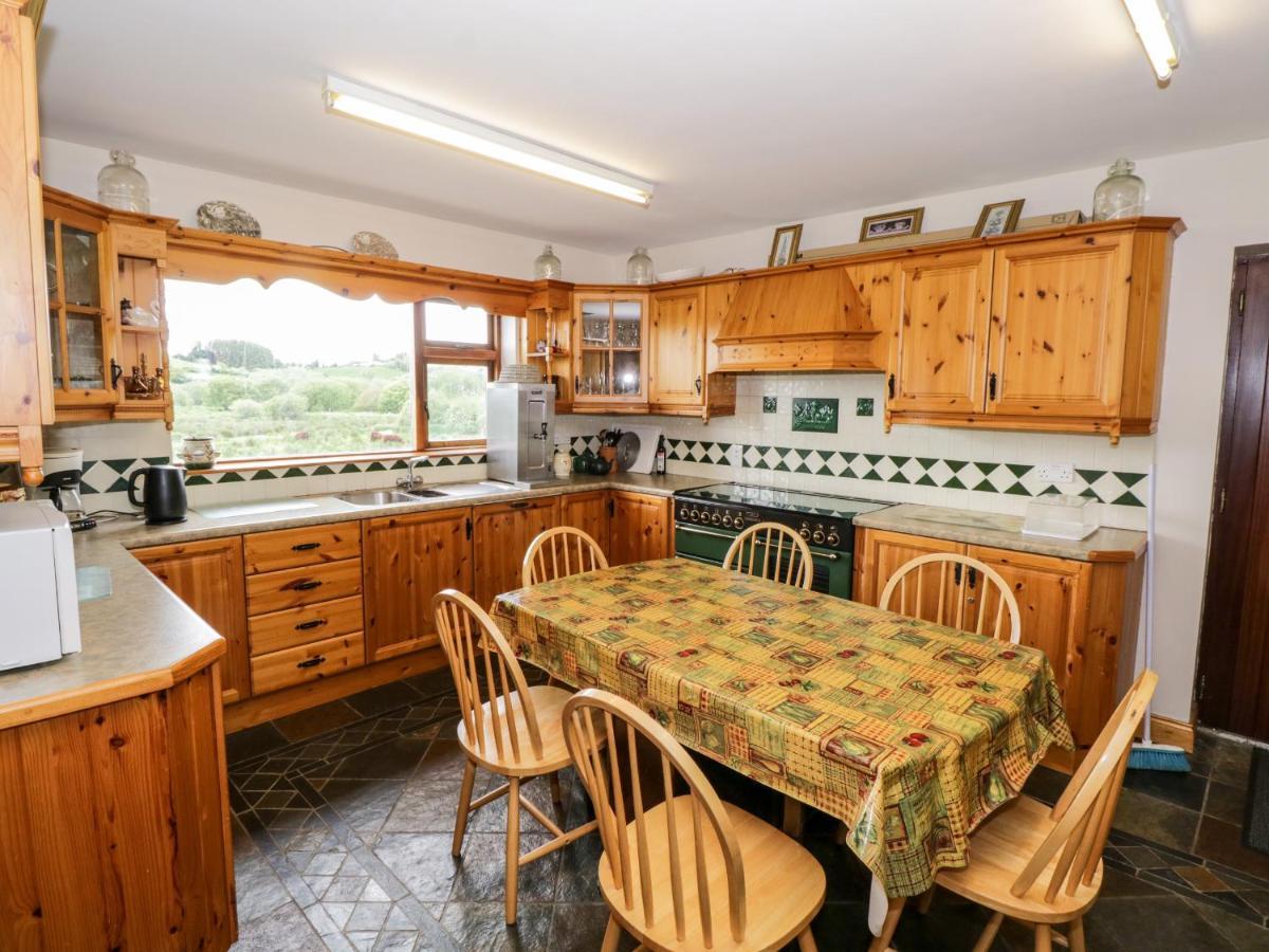 An Maide Ban Villa Cootehill Esterno foto