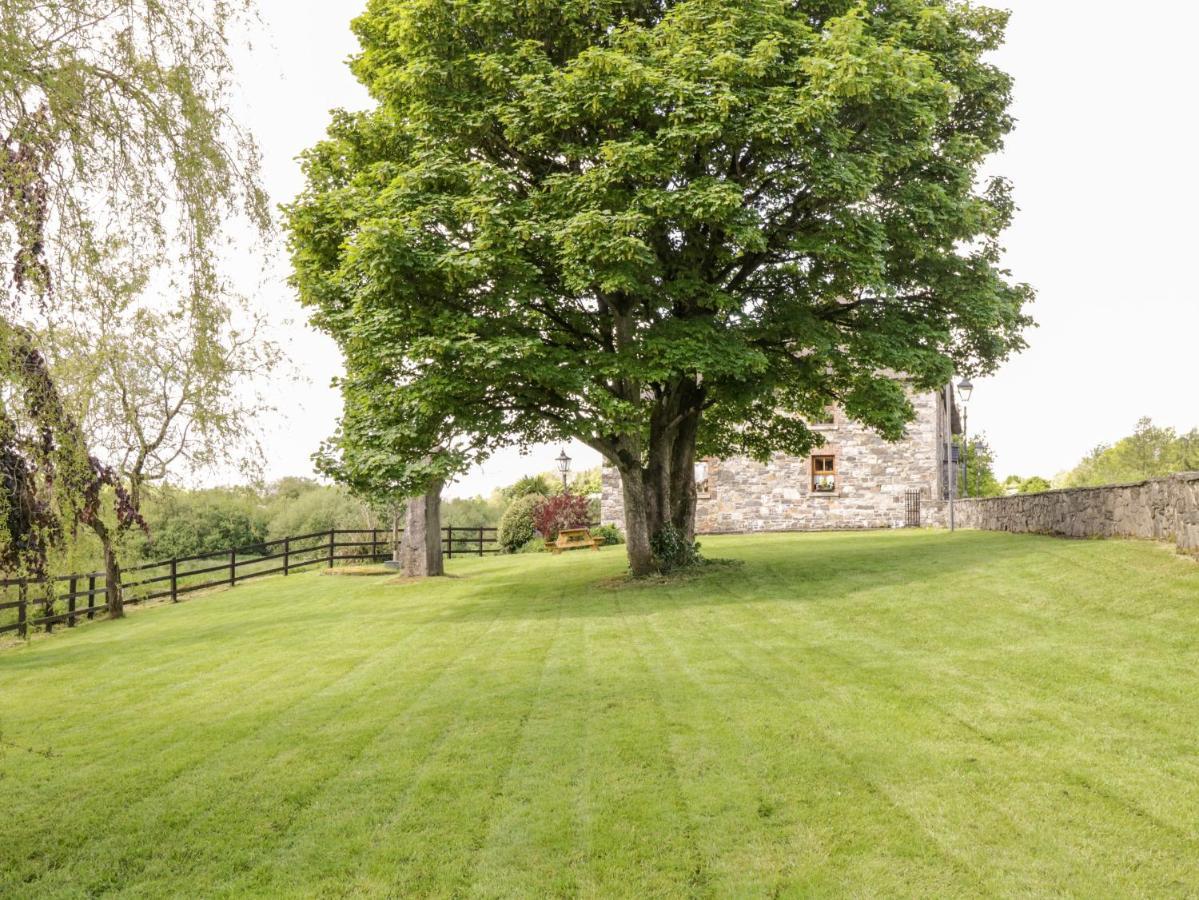 An Maide Ban Villa Cootehill Esterno foto