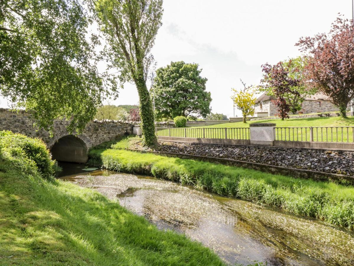 An Maide Ban Villa Cootehill Esterno foto